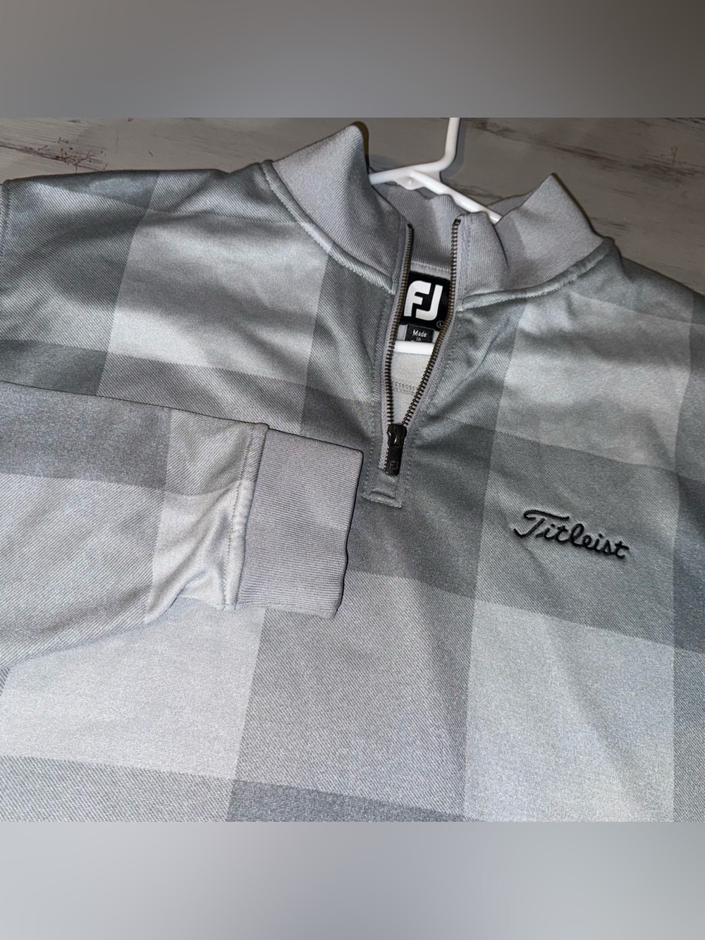 FootJoy Titleist Men’s L Gray Plaid Fleece Quarter Zip Golf Pullover